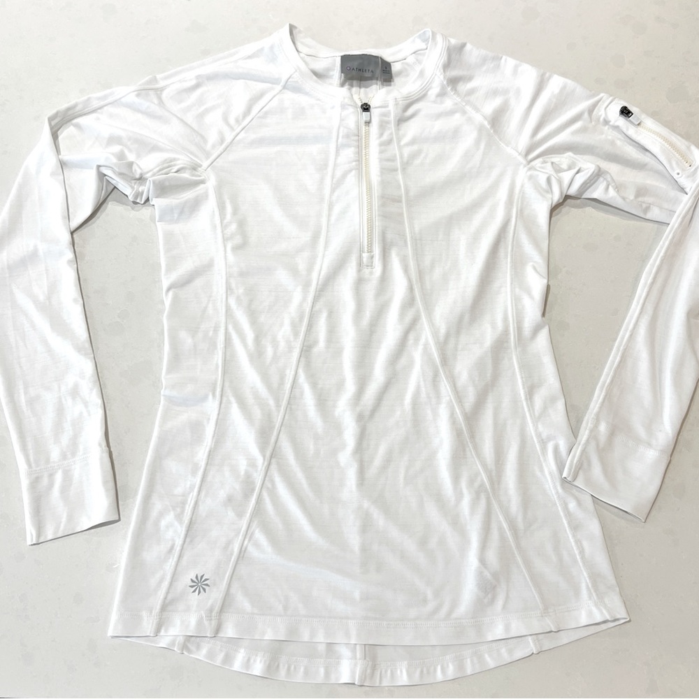 Athleta 1/2 Zip Lightweight Athletic Long Sleeve Pullover